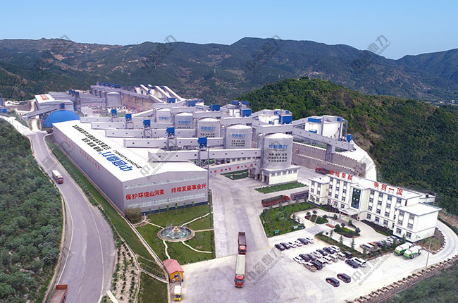 中譽(yù)鼎力砂石骨料生產(chǎn)EPCO總承包項(xiàng)目.jpg 中譽(yù)鼎力砂石骨料生產(chǎn)EPCO總承包項(xiàng)目.jpg