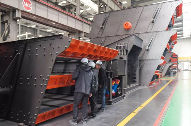 參觀智能化一體生產(chǎn)車間