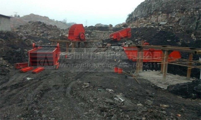 建設(shè)中的石料生產(chǎn)線