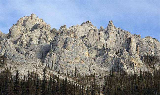 貴州石灰?guī)r地貌