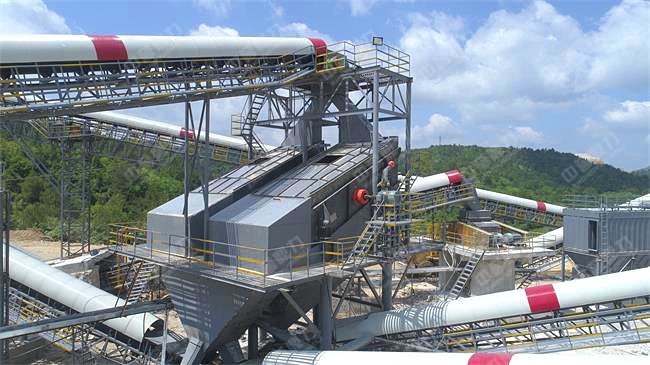 生產現(xiàn)場的篩分設備