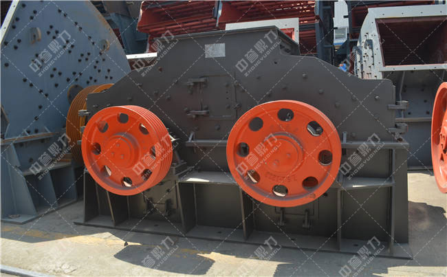 錘式制砂機(jī)